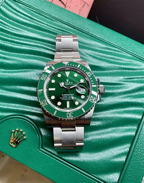 rolex green submariner hulk